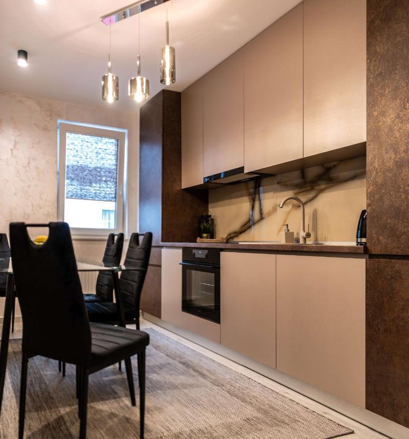 Apartment Alios Lux Braşov Exteriör bild